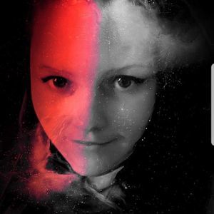 Meet your Posher, Lezette